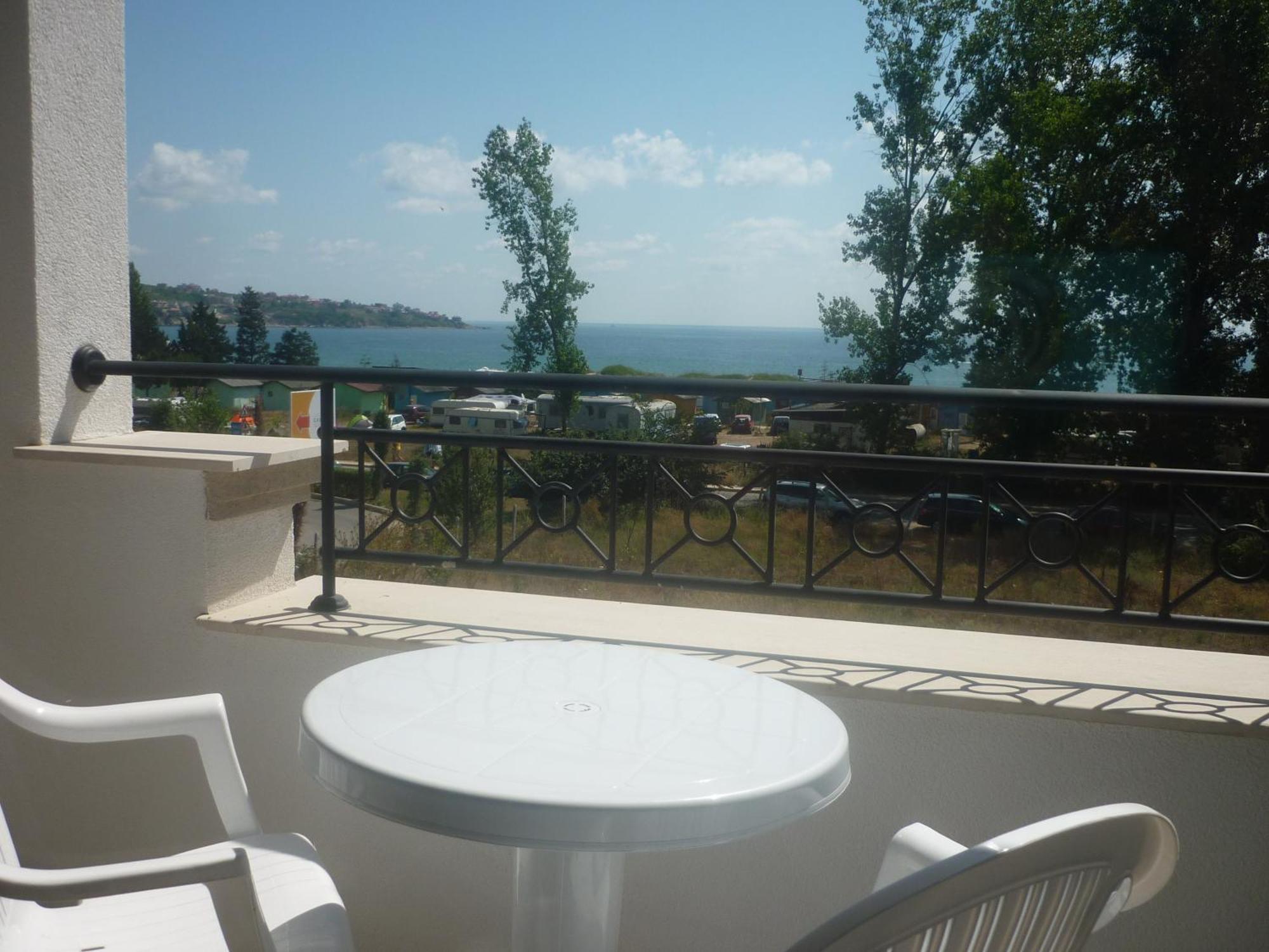 Ganozliev'S Apartments In Kavatsi Area Sozopol Exterior photo